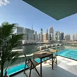 Trophy - Santorini Studio Burjkhalifa & Canal Views Sofa Bed
