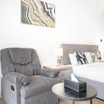 Chic Studio In Business Bay