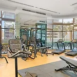 First Class 1Br Luxe Retreat In Prime Location