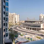 Private Beach & Pools - Palm Jumeirah - Cityapartmentstay