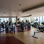 Modern Beachfront 1Br Apartment - Tiara Residence