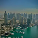 Exclusive 2Br Escape With Marina Views In Damac Heights By Bhavan Vacation Homes