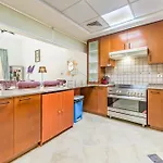 Community View 2Br With Private Balcony Near Golf Club, Sherlock House 2, Motor City By Deluxe Holiday Homes