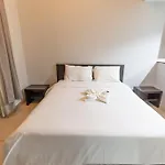 Deluxe Studio For Rent At Marina View Towers