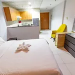 Deluxe Studio For Rent At Marina View Towers