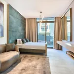Luxury-Comfort & Elegance Studio