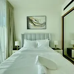 Smart Home 1Br In Jvc With Premium Furniture