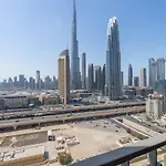 Downtown Views II - Vogue Two Bedroom Apartment With Balcony And Full Burj Khalifa View, Opposite Dubai Mall Skybridge
