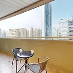 Dream Tower - Elegant One Bed In The Marina