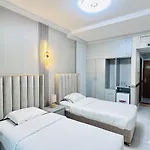 OYO 165 San Marco Hotel