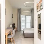 Alh Vacay Studio In Azizi Samia