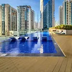 Heaven Crest Vacation Homes Business Bay Canal View - Luxury 2 Bedroom Suite With Free Parking, Wi-Fi, Gym And Pool