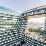 1Br Near Atlantis & Nakheel Mall, Steps From Palm Viewing Deck, Seven Hotel & Apartment, Palm Jumeirah By Deluxe Holiday Homes