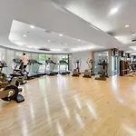 Prime Downtown 2Br Retreat