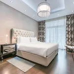 Keysplease Upgraded 1 Bedroom Apt Near Dubai Mall, Burj Views