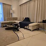 Quill Residence At Paramount Towers 3 Bedroom Creek View