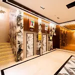 Grand Astoria Hotel