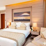 Ostay -Address Dubai Mall - The Residence
