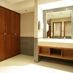 Auris Lodge