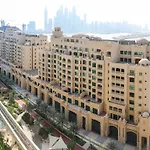 Fantastay - Palm Jumeirah
