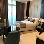Damac Upper Crest In Downtown Holiday Homes