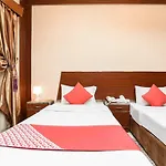 Oyo 180 Evin Hotel
