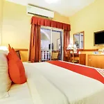 Oyo 353 Middle East Hotel