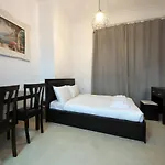Studio Apartment In Zumurud Tower , Dubai Marina
