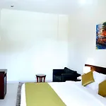 Grand Square Hotel