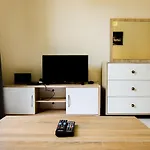 Shh - Furnished Studio In Knight Bridge Court A, Jvc