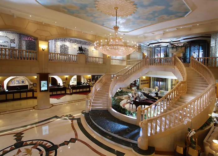Carlton Palace Hotel