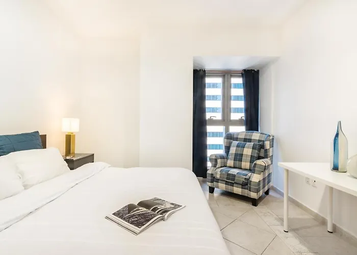 Baytik - Modern 3 Bedroom Apartment In Princess Tower, Marina