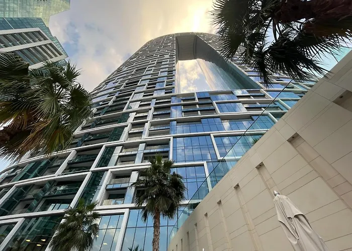 Trophy - Jbr Address Beachfront Suite