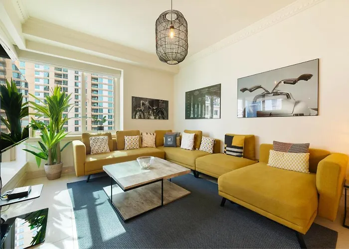 Maison Privee - Stunning Waterfront Apt With Marina View Nxt To Beach