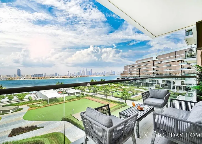 Lux - The Elegant Palm Beach Suite