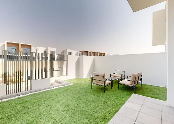 Primestay - Joy Cluster, 3Br Plus Maids, Arabian Ranches 3