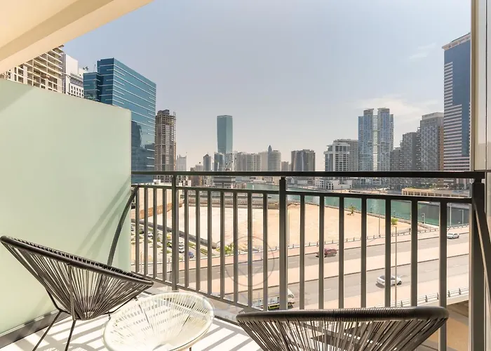 Lavish & Upgraded One Bedroom Apt At Zada Tower!