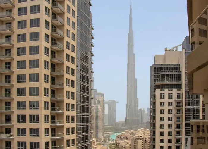 Elite Downtown Residence