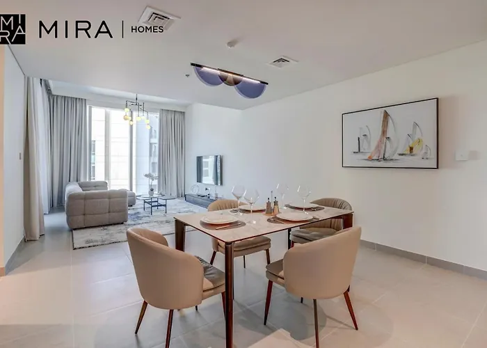 Mira Holiday Homes - Newly 1 Bedroom Plus 1 Room With Sofa-Bed Near Dubai Mall