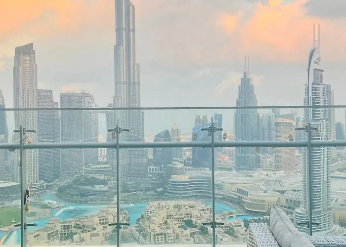 Walking Distance To Dubai Mall Full Burj Khalifa View And Fountain View New Year Full Fireworks View 2Br