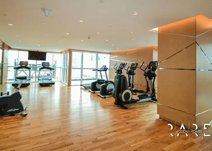 Rare Holiday Homes - Golf Course View - Carson Tower B - Damac Hills - R910