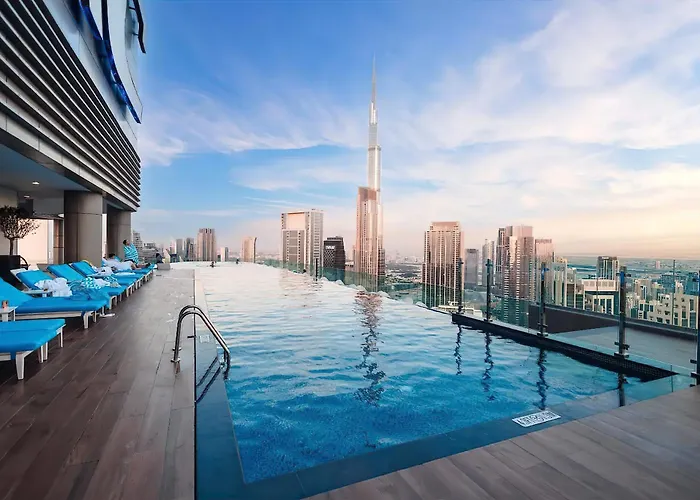 Paramount Downtown Burj Khalifa View With 64Th Floor Infinity Pool