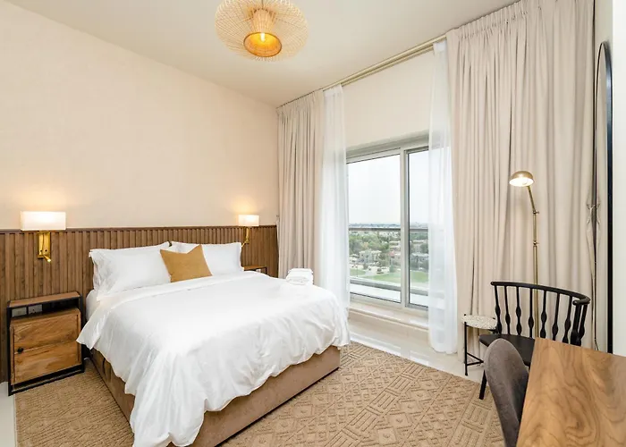 Elegant Studio - Golf Views - Sports City - Dubai
