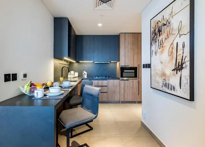 First Class Studio Cozy Urban Retreat