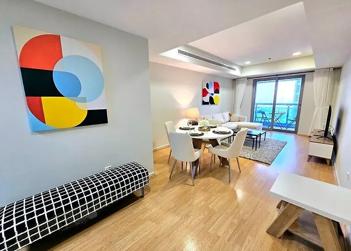 Bright Apt- Close To Barasti Beach