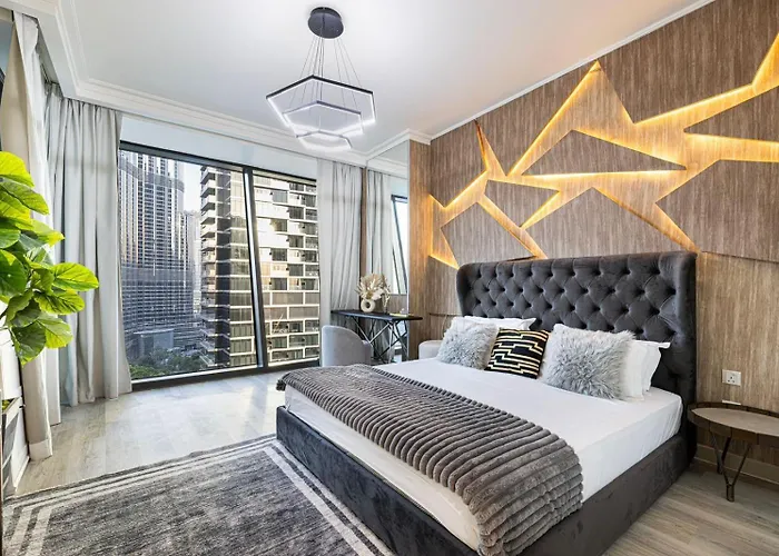 Elite Class 2Br Luxe Burj Khalifa View Big Living Room