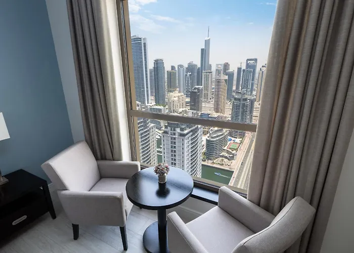 Amazing Marina View Apartment