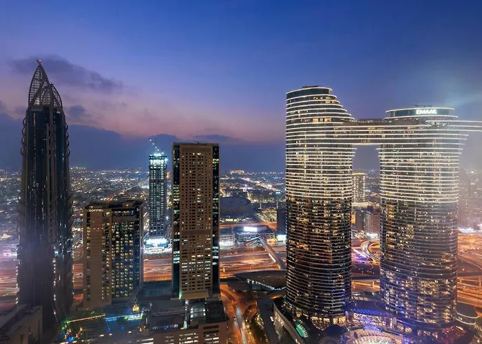 First Class 2Br Elegance With Iconic Views