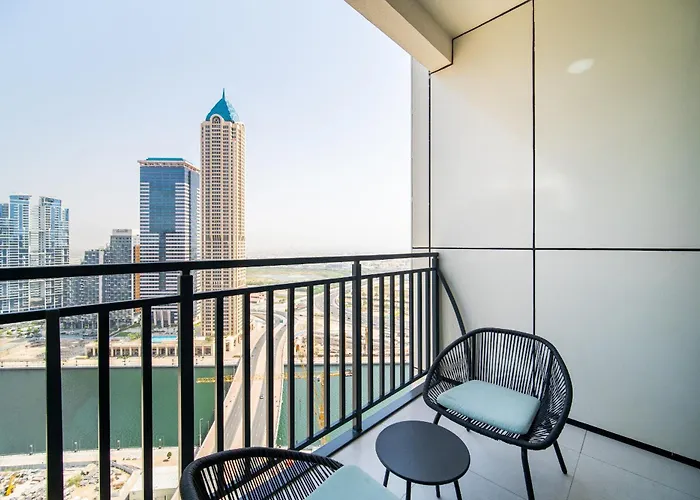 Elegant Escapes - Lavish 1B,Dubai Water Canal View