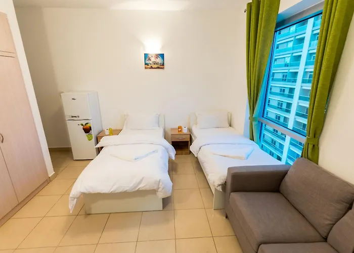 La Rivera Rooms For Ladies